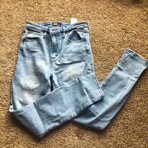 High Rise Jean Legging